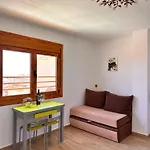 Apartment With Sea View, 4 Persons, Swimming Pool And Bbq Torrevieja
