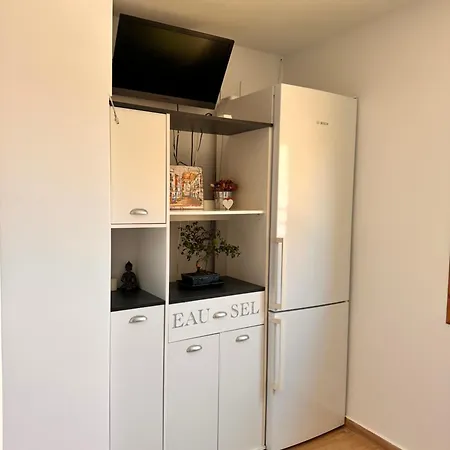 With Sea View, 4 Persons, Swimming Pool And Bbq Appartement Torrevieja