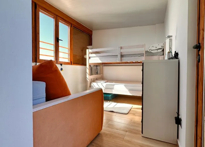 Appartement With Sea View, 4 Persons, Swimming Pool And Bbq Torrevieja